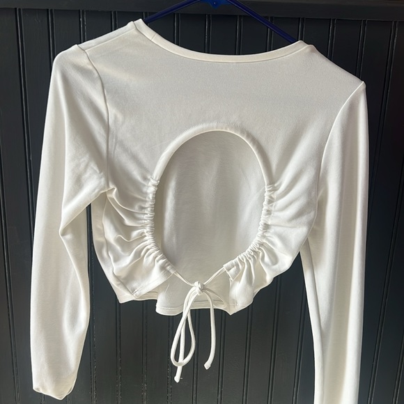 Women’s long sleeve crop top - Picture 2 of 3